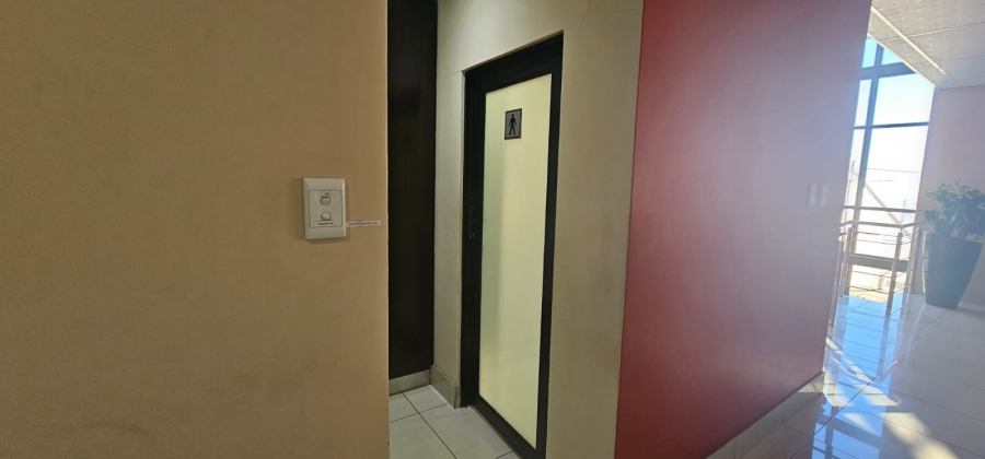 To Let commercial Property for Rent in Vincent Eastern Cape